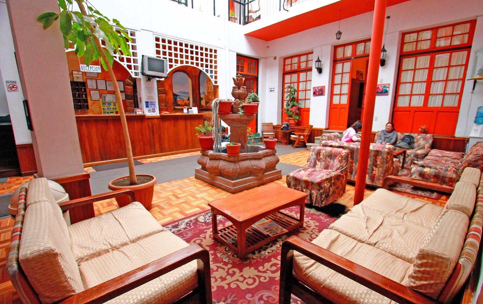 Momema Inn La Paz Esterno foto