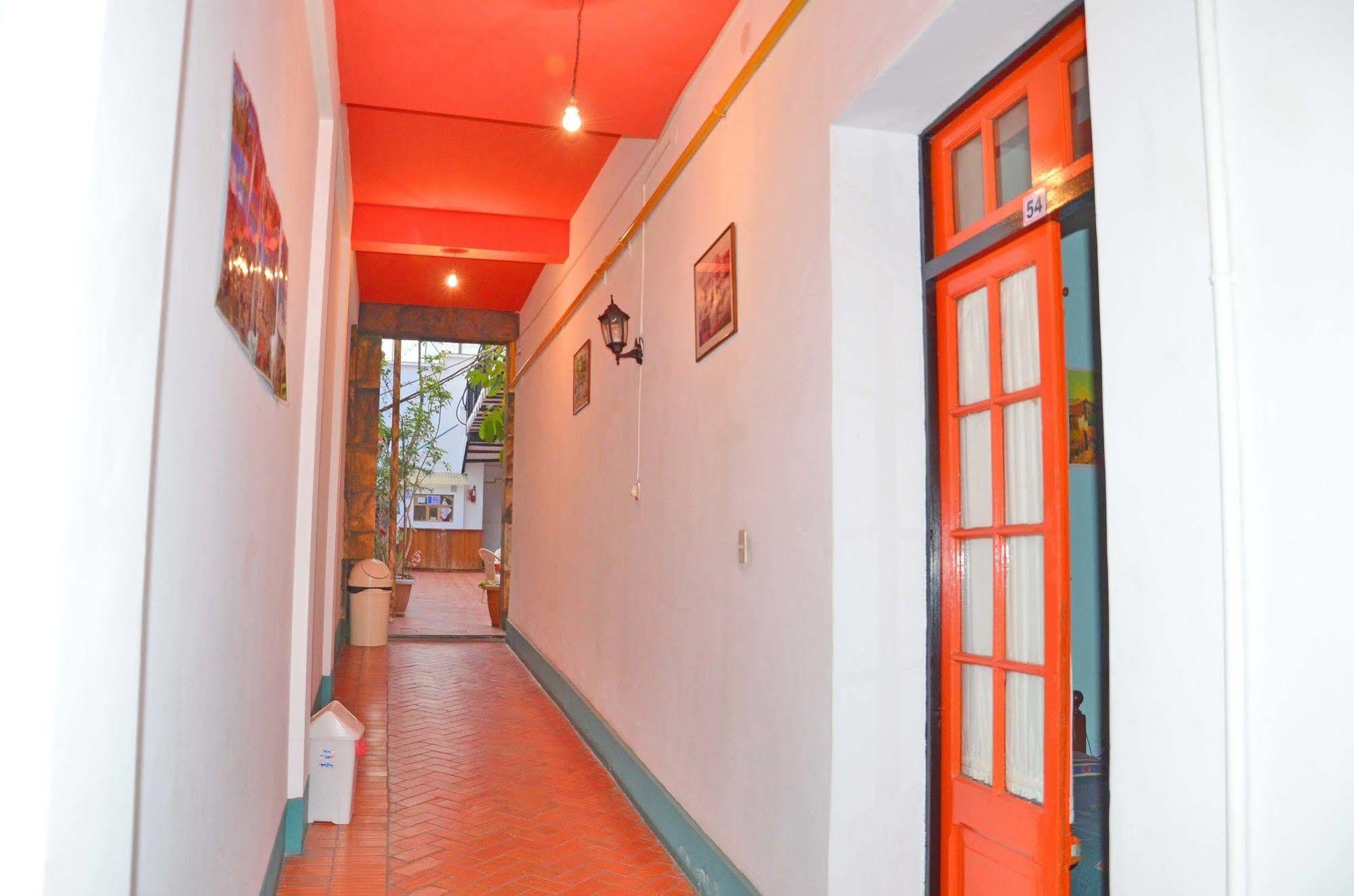 Momema Inn La Paz Esterno foto
