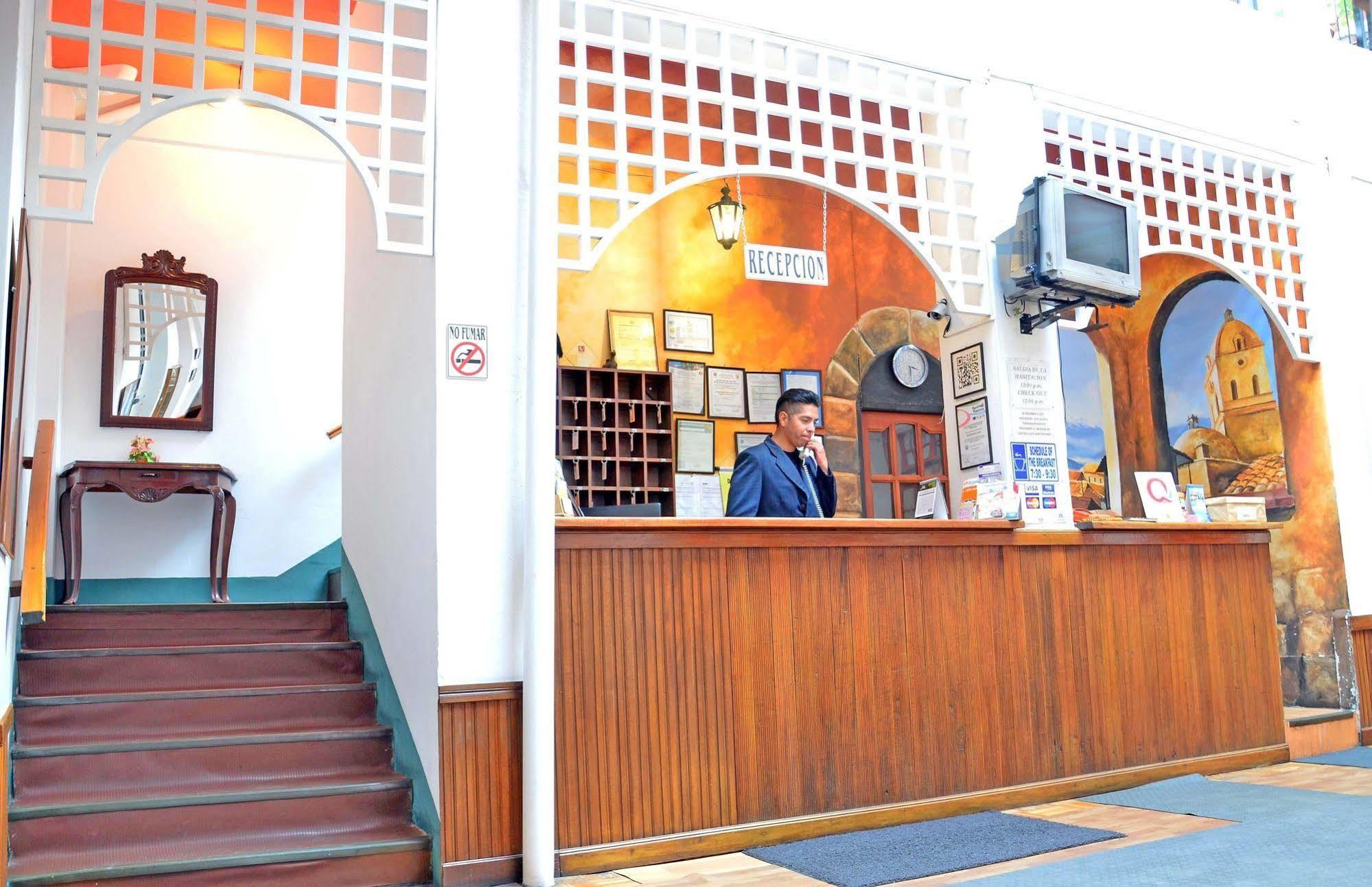 Momema Inn La Paz Esterno foto